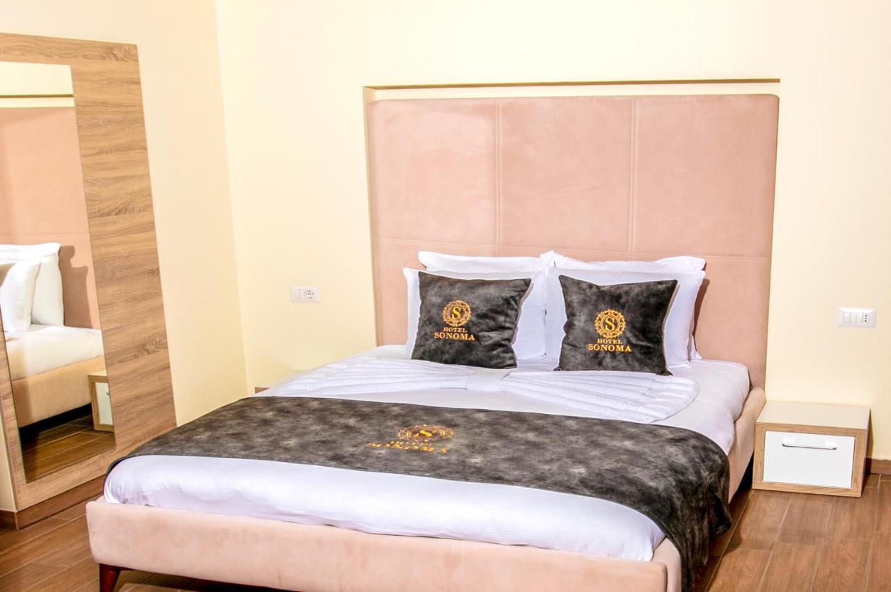 Hotel Sonoma Kosovo Polje Bagian luar foto