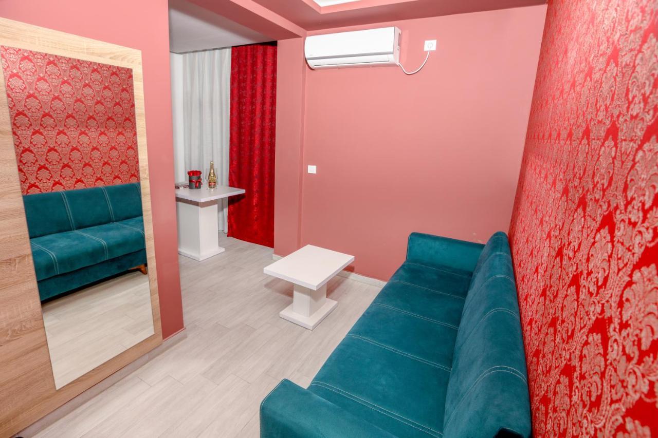 Hotel Sonoma Kosovo Polje Bagian luar foto