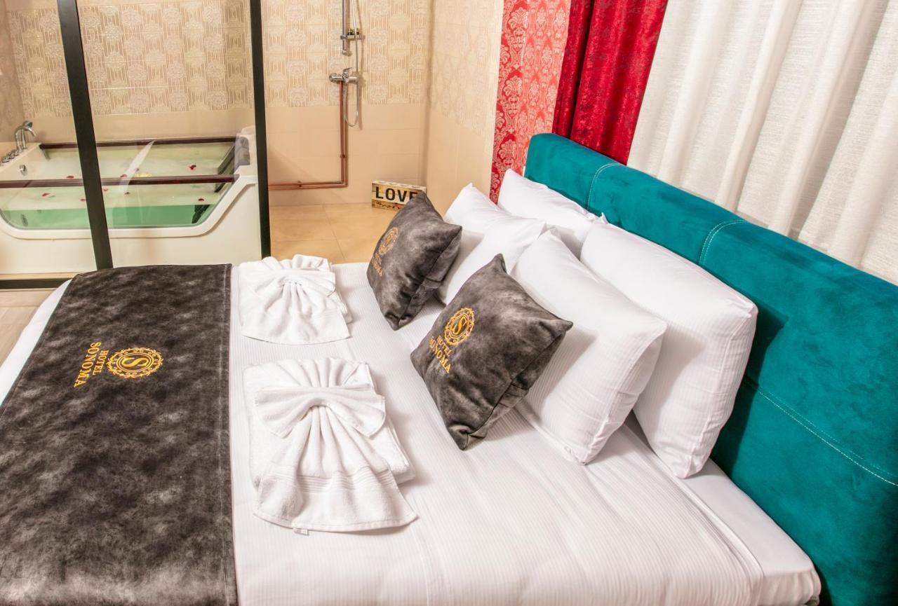 Hotel Sonoma Kosovo Polje Bagian luar foto