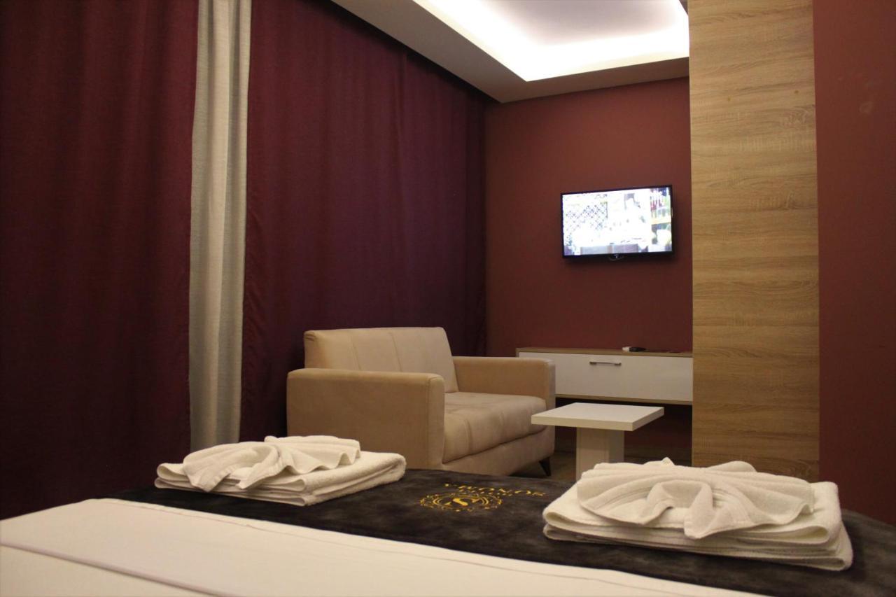 Hotel Sonoma Kosovo Polje Bagian luar foto